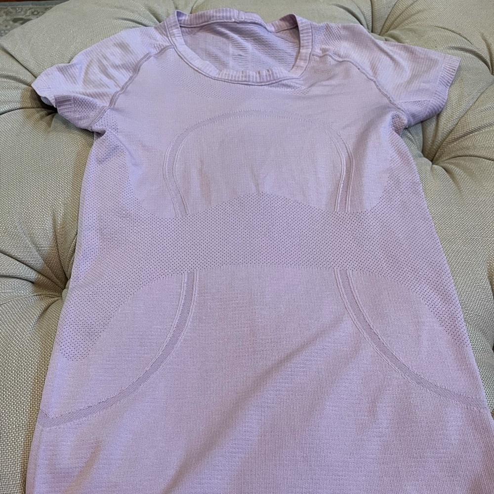 Lululemon swiftly short sleeve